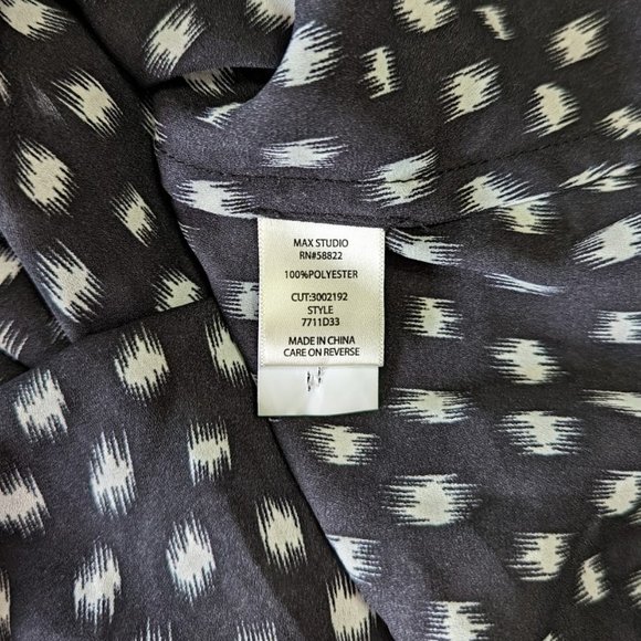 Max Studio Black White Print Popover Blouse - Size Large - Picture 6 of 10